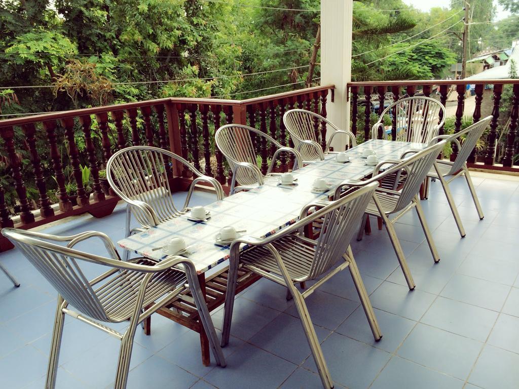 Joy Hotel Nyaung Shwe Extérieur photo